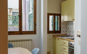 Central 1 Bedroom Apartment In The City Center